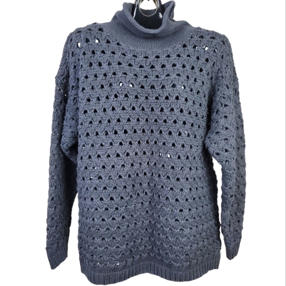 Neiman Marcus Oversized Mock Turtleneck Crochet Sweater/Tunic - Picture 8 of 10